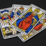 Guía completa para aprender a tirar las cartas del tarot: paso a paso y consejos imprescindibles